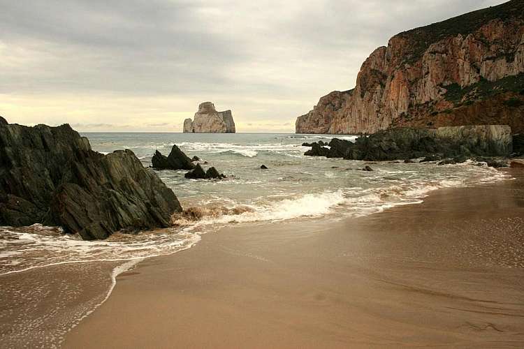 Tour in moto in Sardegna: 8 giorni sull'isola da € 1499